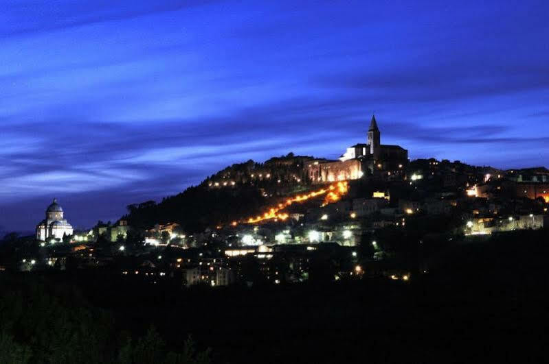 Hotel Fonte Cesia Τόντι Εξωτερικό φωτογραφία